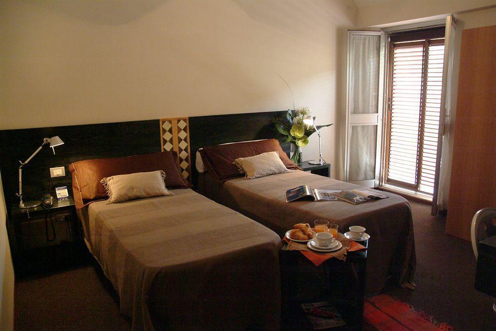 Hotel ออร์เวียโต ภายนอก รูปภาพ