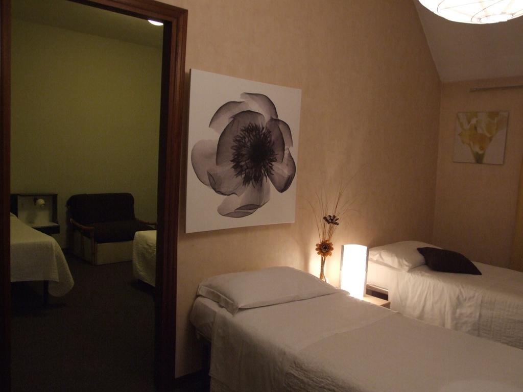 Hotel ออร์เวียโต ภายนอก รูปภาพ