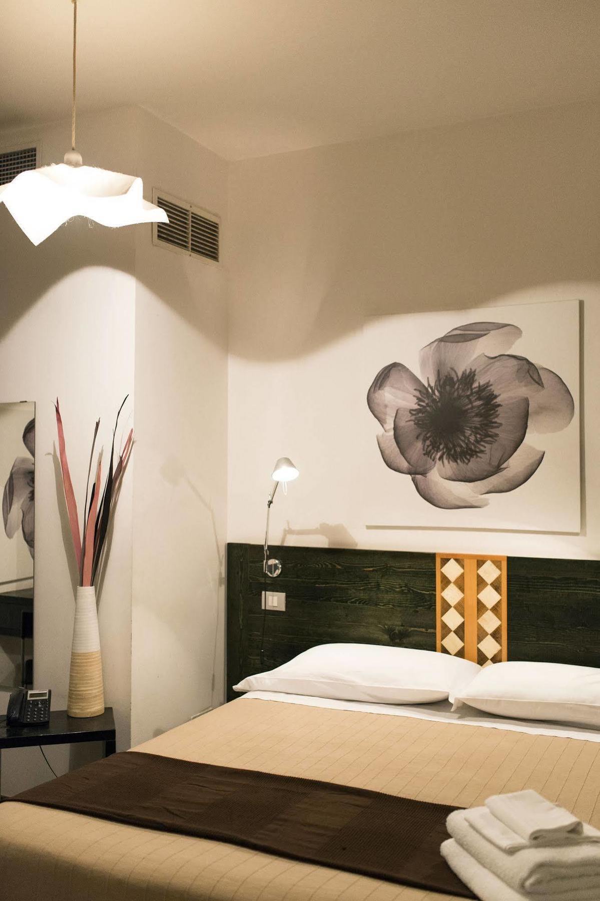 Hotel ออร์เวียโต ภายนอก รูปภาพ